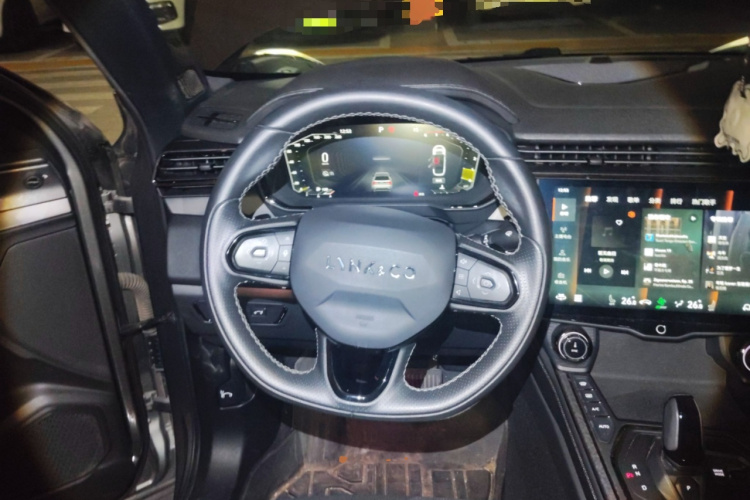 领克01 2021款 2.0TD 四驱劲Halo中控内饰13