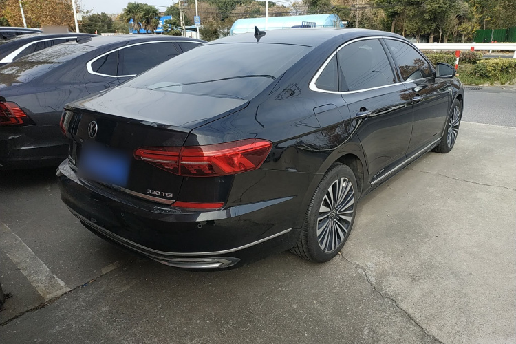 大众 帕萨特 2021款 330TSI 豪华版车身外观7