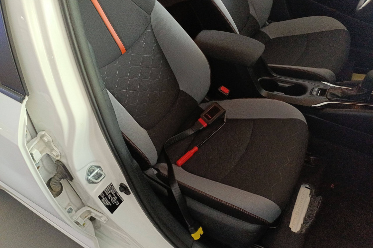 丰田 卡罗拉 2023款 1.2T 先锋版局部细节41