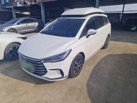 比亚迪 宋MAX新能源 2022款 DM-i 105KM 行政版