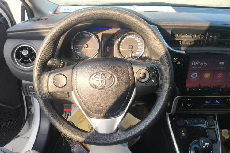 丰田 卡罗拉双擎E+ 2019款 1.8L E-CVT领先版局部细节13