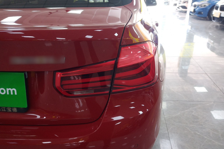 宝马3系 2019款 320Li 时尚型车身外观9