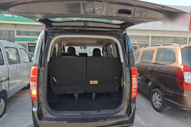 江淮瑞风 瑞风M3 2019款 创客版 1.8L 豪华型机舱底盘23