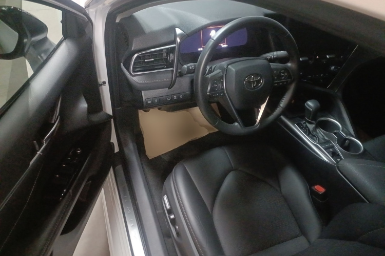 丰田 凯美瑞 2021款 2.5S 锋尚版中控内饰20