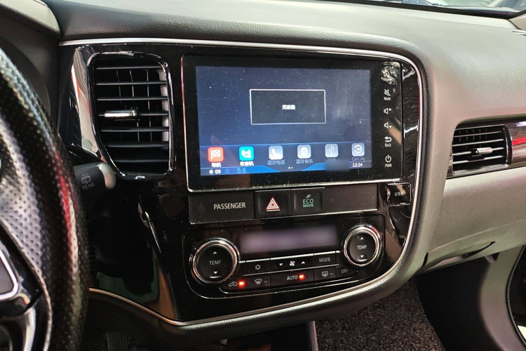 三菱 欧蓝德 2016款 2.4L 四驱豪华版 7座局部细节16