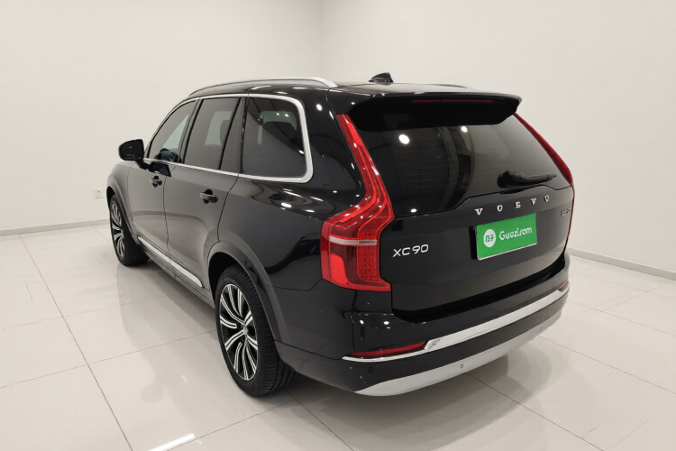 沃尔沃XC90 2022款 B6 智逸豪华版 7座车身外观5