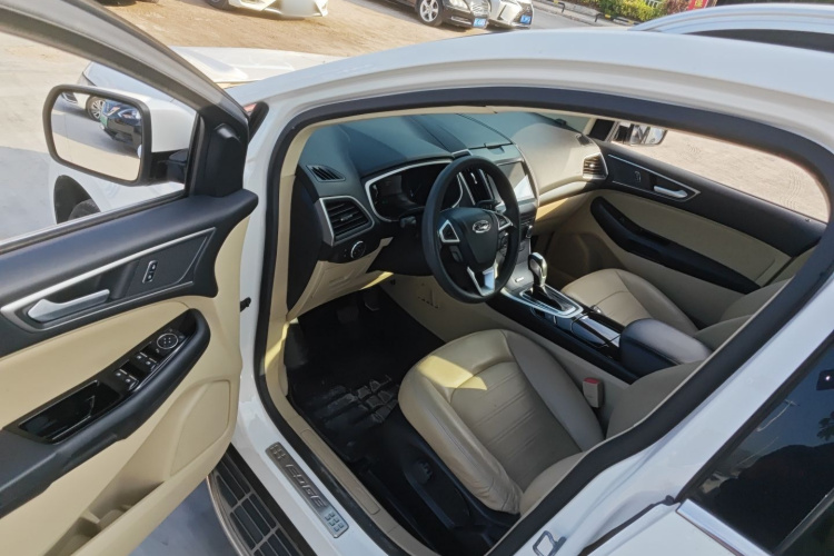 福特 锐界 2018款 EcoBoost 245 两驱精锐型 5座 国V中控内饰7003