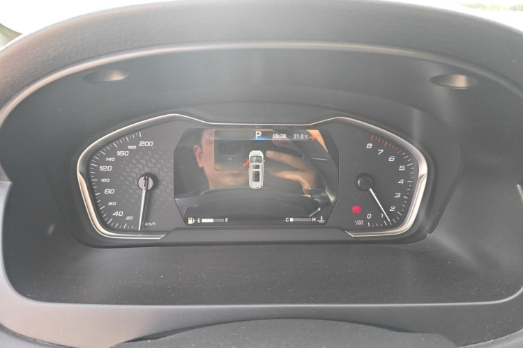 上汽大通MAXUS 大通G20 2020款 2.0T 汽油自动豪华行政版局部细节14