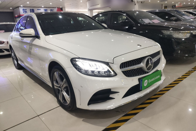 奔驰C级 2021款 C 260 L 运动版车身外观6002