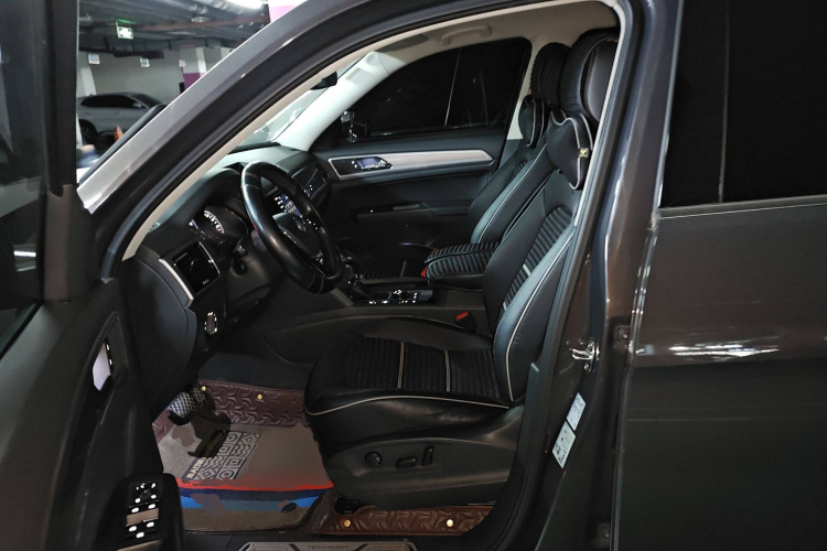 大众 途昂 2017款 380TSI 四驱豪华版中控内饰19