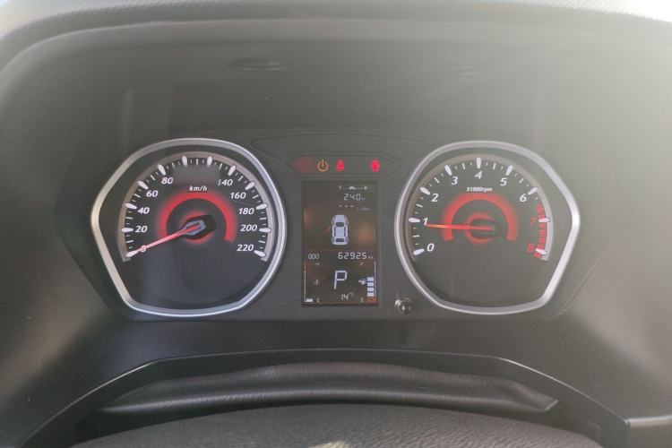 东南DX3 2018款 1.5T CVT尊贵型局部细节14