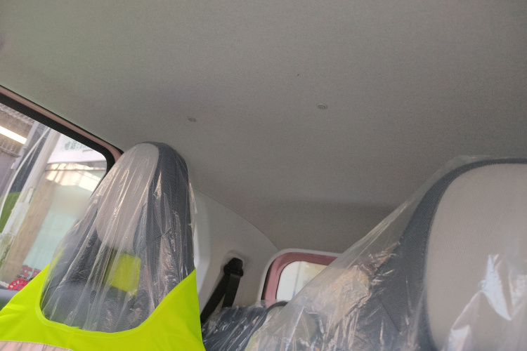 奔腾小马 2025款 222km 灵韵马中控内饰22