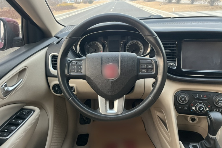 菲亚特 菲翔 2012款 1.4T 自动尊享版中控内饰7001