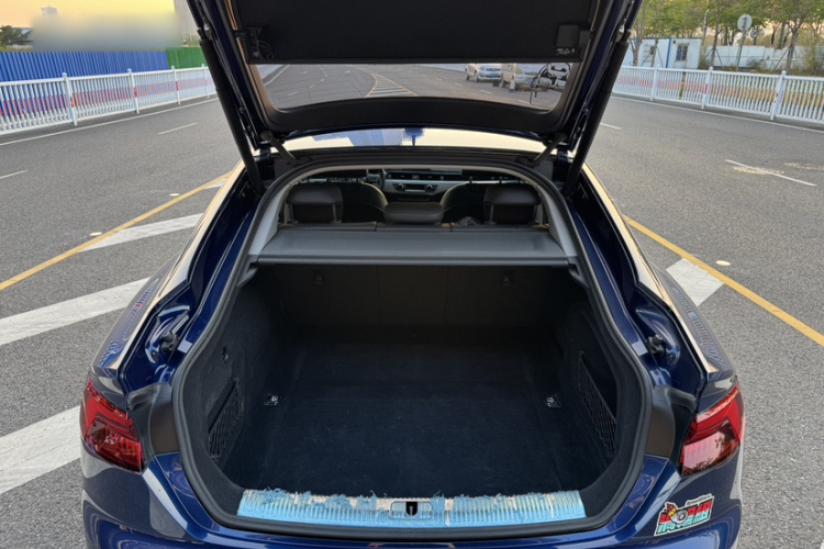 奥迪A5 2017款 Sportback 40 TFSI 时尚型车身外观6003