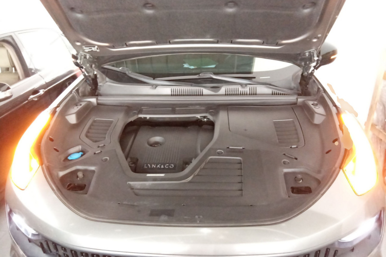 领克05 2020款 2.0TD 四驱劲Halo局部细节24