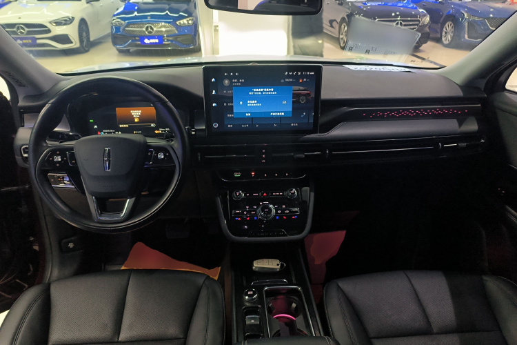 林肯 冒险家 2022款 2.0T 两驱尊享版中控内饰12