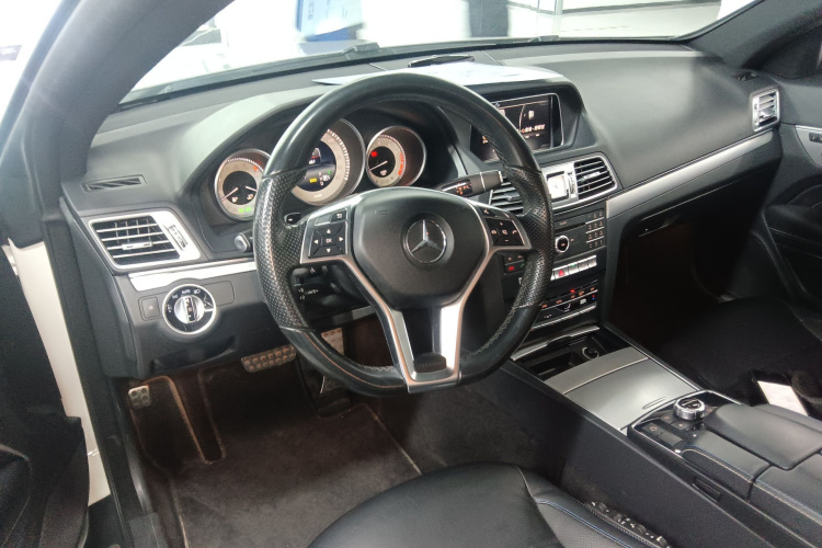 奔驰E级(进口) 2016款 E 200 轿跑车 灵动版局部细节13