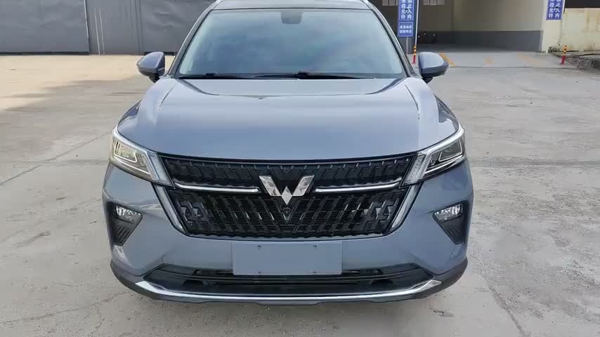 五菱汽车 五菱星辰 2021款 1.5T CVT星曜版实拍1