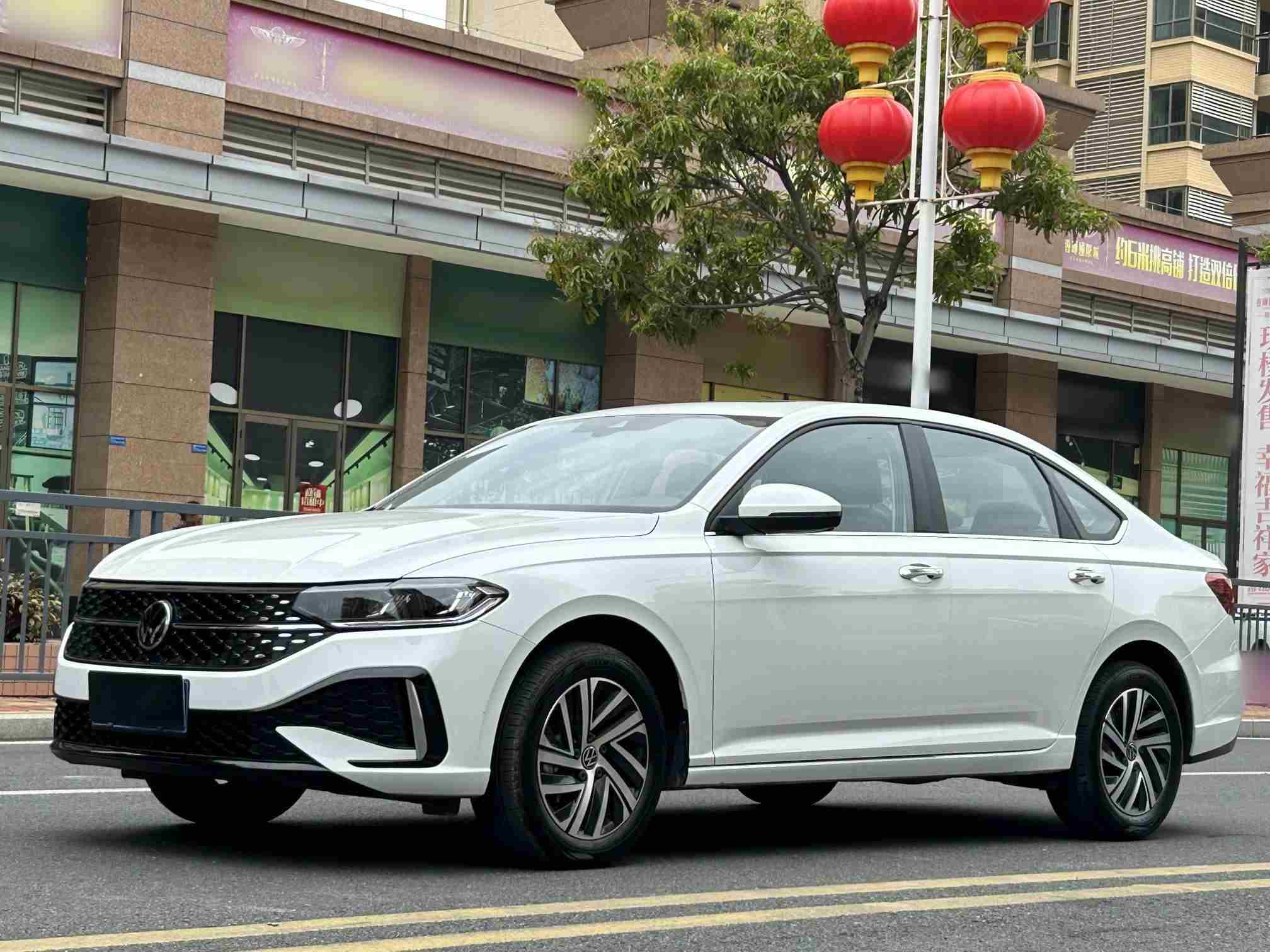 东莞二手大众朗逸2026款 跨过新车折旧峰 开三年还能卖多少