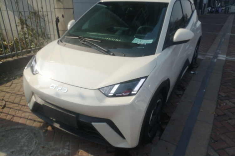 比亚迪 海鸥 2024款 荣耀版 405km 飞翔版车身外观1