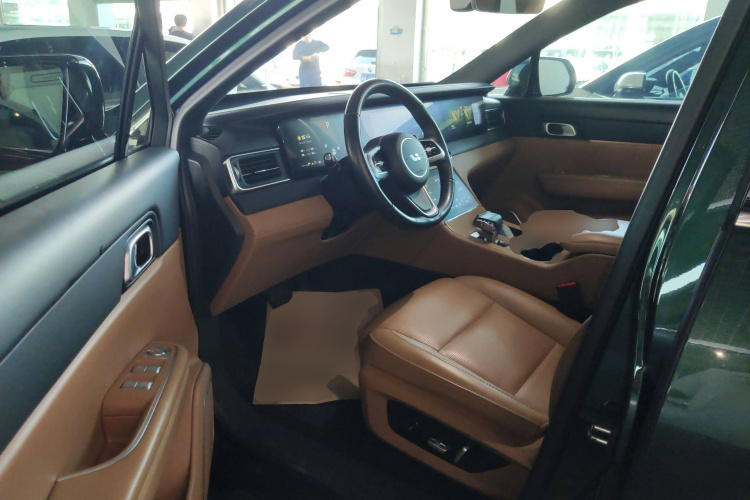 理想汽车 理想ONE 2021款 增程6座版中控内饰20