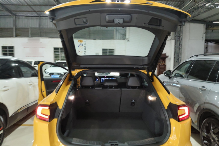 福特 蒙迪欧 2024款 2.0T E-混动运动版 ST-Line局部细节23