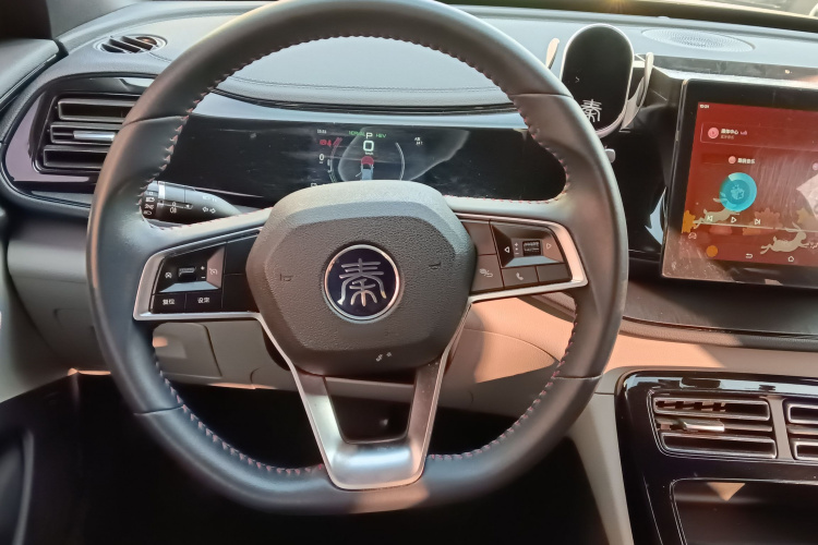 比亚迪 秦PLUS 2021款 DM-i 55KM 尊贵型局部细节13