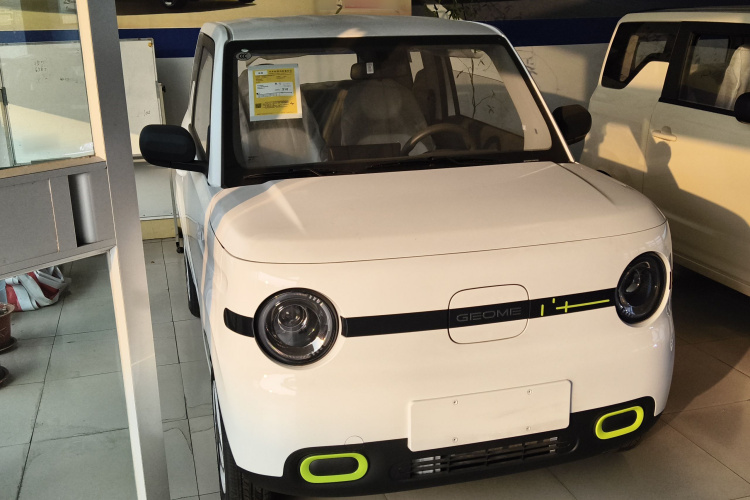 吉利银河 熊猫 2025款 210km 元气熊车身外观6002