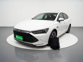 比亚迪 秦PLUS 2021款 DM-i 55KM 旗舰型