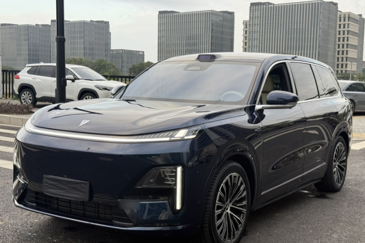 深蓝汽车 深蓝S09 2025款 四驱Ultra+ 高定版车身外观6004