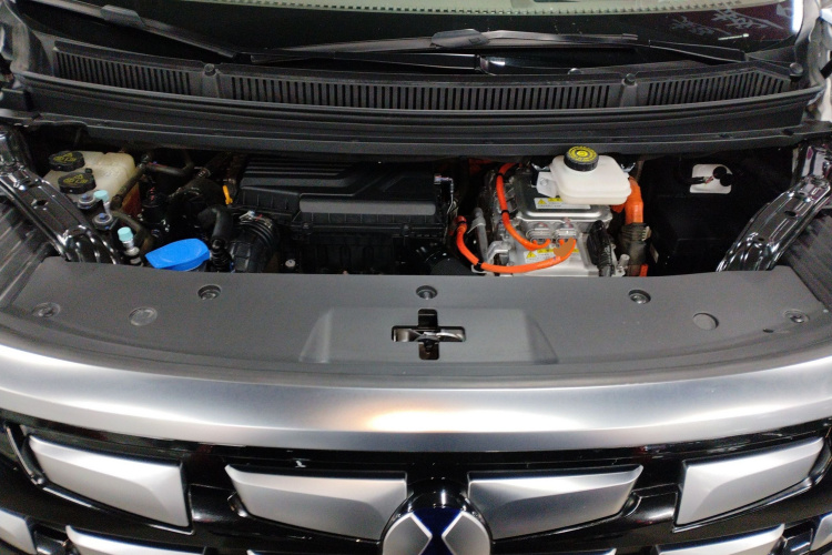 腾势D9 2022款 DM-i 970 四驱旗舰型局部细节24