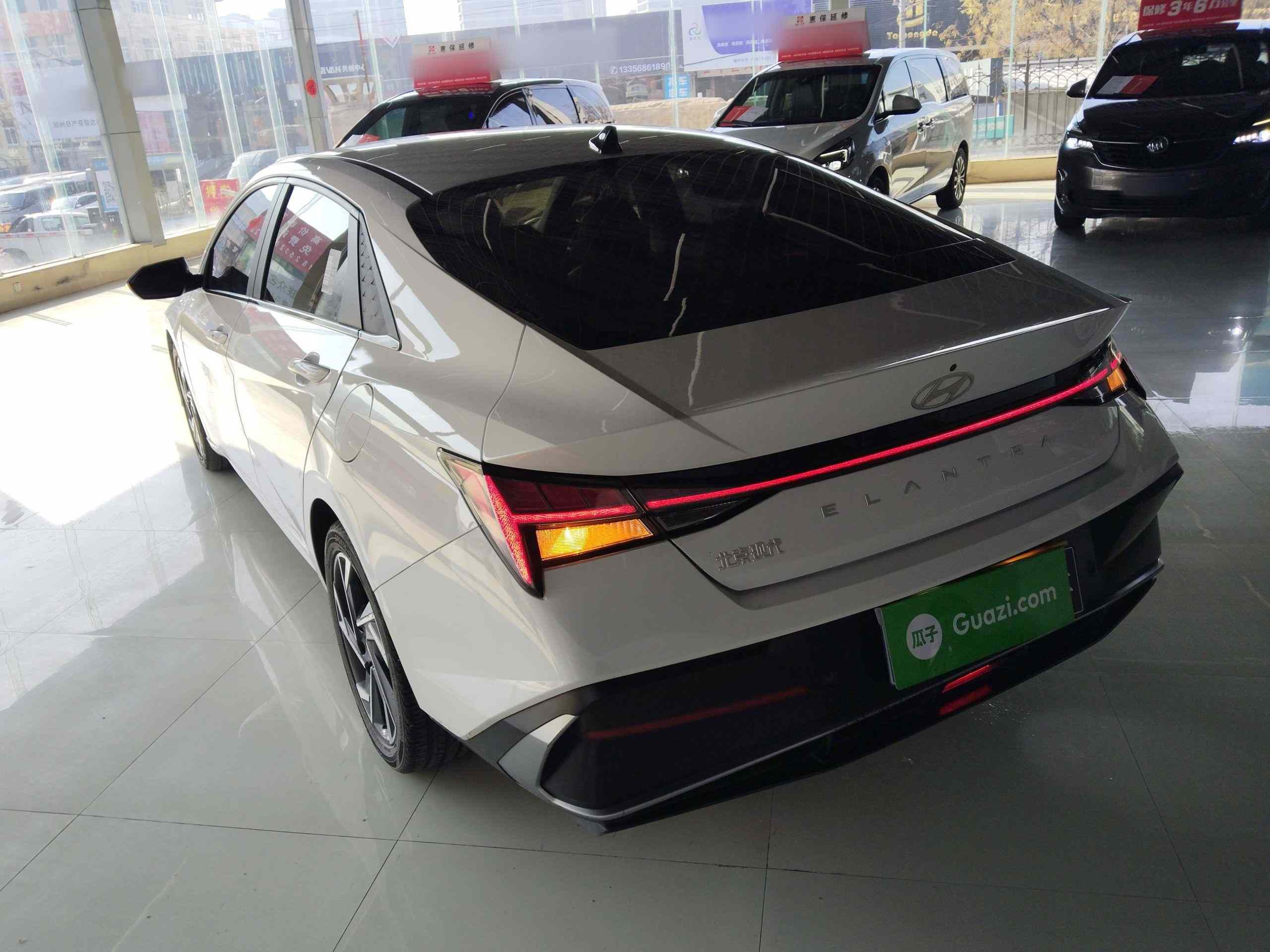 现代 伊兰特 2023款 1.5L CVT GLX精英版(3)