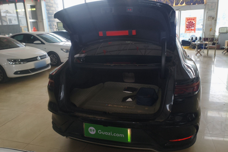 比亚迪 汉 2024款 DM-i 荣耀版 121KM 尊荣型机舱底盘23