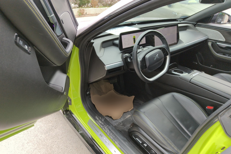 小鹏P7 2021款 670E鹏翼版中控内饰20