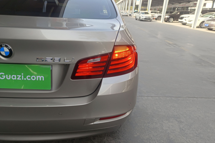 宝马5系 2014款 520Li 典雅型车身外观6006