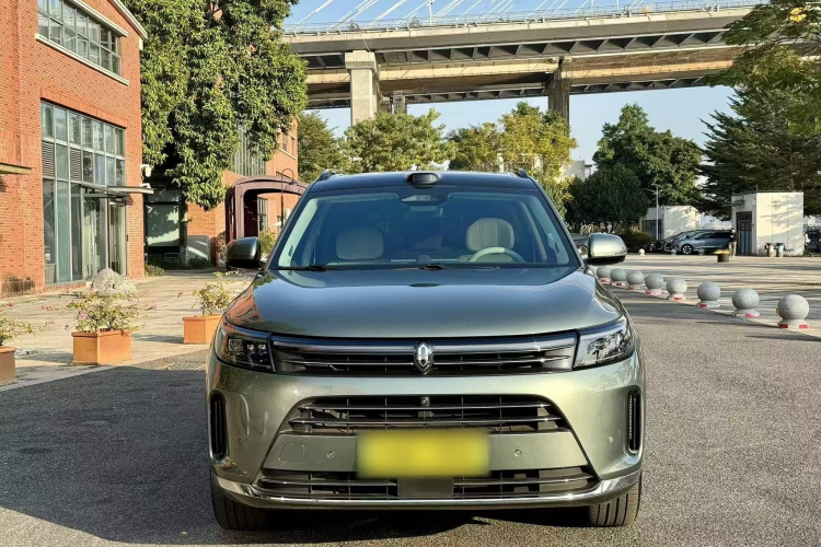 鸿蒙智行 问界M7 2024款 1.5T 智驾四驱Ultra版 5座车身外观6003