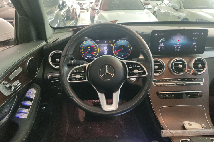 奔驰GLC 2022款 改款三 GLC 300 L 4MATIC 豪华型中控内饰13