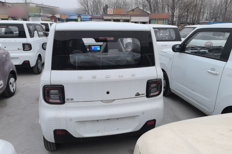 吉利银河 2024款 熊猫mini 200km 耐力熊车身外观6001