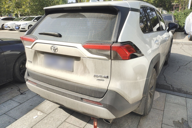 丰田 RAV4荣放 2023款 2.0L CVT四驱探险Plus版车身外观6003