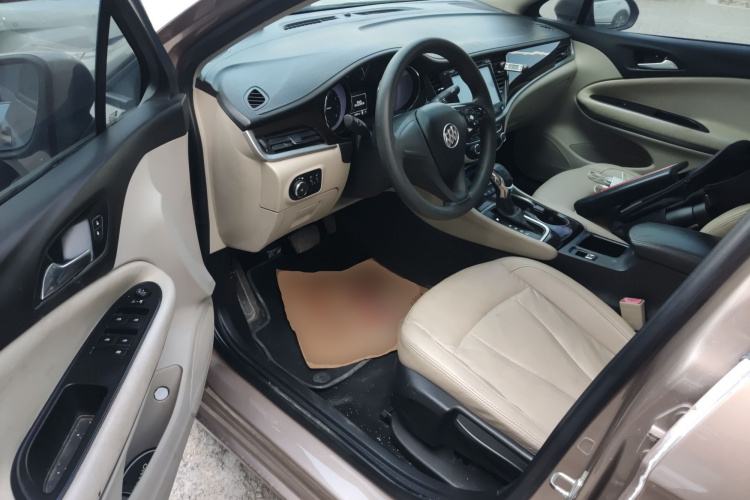 别克 威朗 2017款 三厢 15S 自动进取型中控内饰20