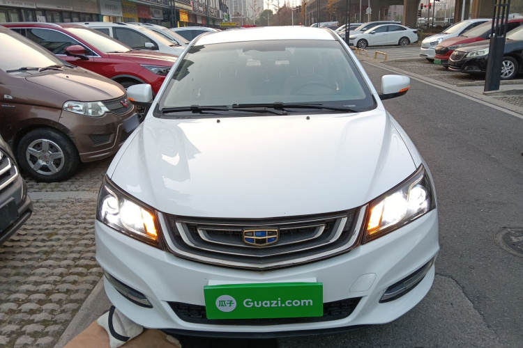 吉利汽车 帝豪 2017款 三厢百万款 1.5L 手动豪华型车身外观2