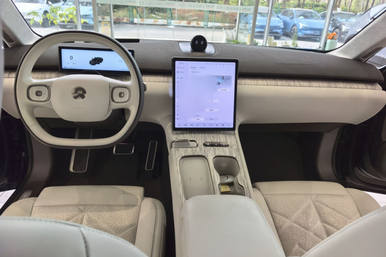 蔚来ET7 2024款 75kWh 行政版局部细节16