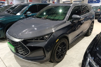 比亚迪 唐新能源 2022款 DM-p 215KM 四驱旗舰型