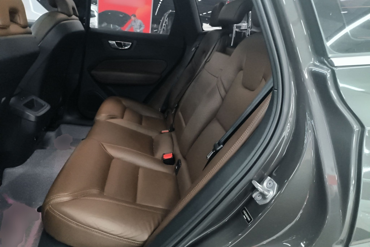 沃尔沃XC60 2018款 T5 四驱智逸版中控内饰21