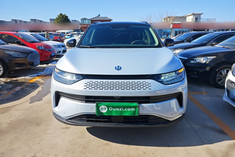 零跑汽车 零跑C11 2024款 增程 300尊享版车身外观2