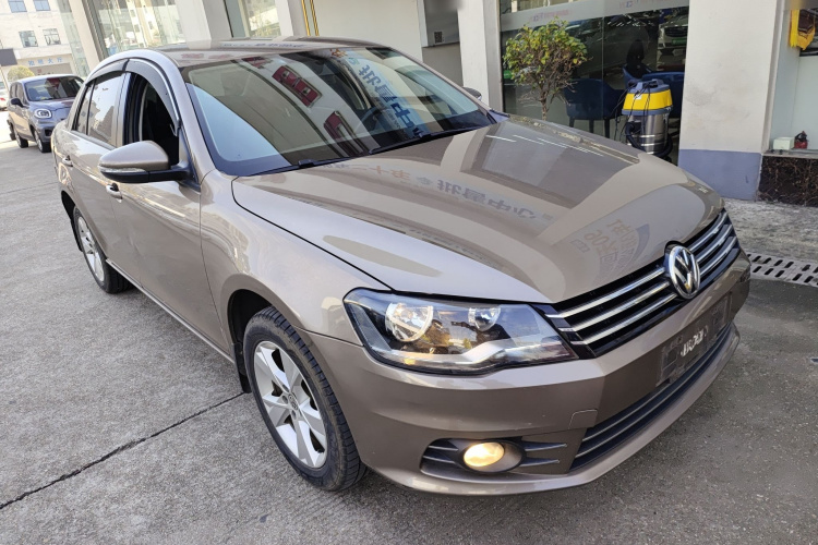 大众 宝来 2015款 质惠版 1.6L 手动时尚型车身外观3