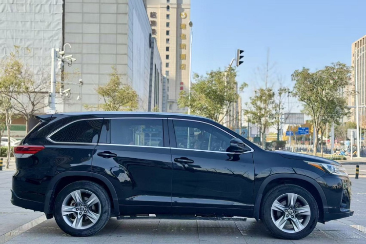 丰田 汉兰达 2018款 2.0T 四驱至尊版 7座 国VI车身外观6004