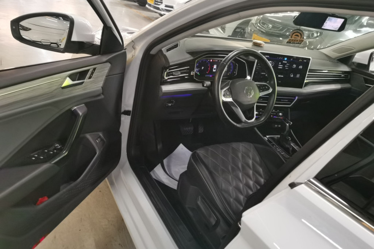 大众 速腾 2023款 280TSI DSG超越版中控内饰7003