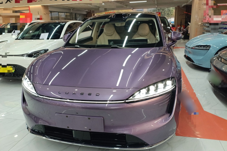 鸿蒙智行 智界R7 2025款 增程 251km Max车身外观6001