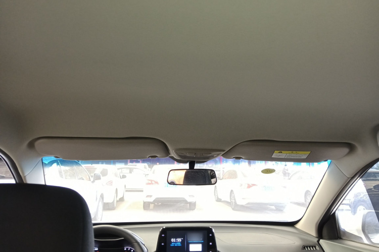 宝骏510 2019款 1.5L 手动乐享型73kW 国VI中控内饰22